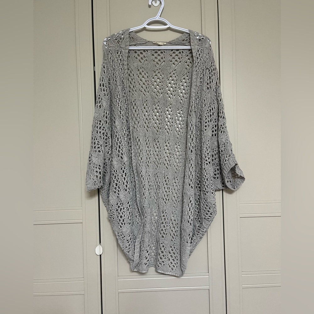 Elegant Gray Open-Knit Cardigan